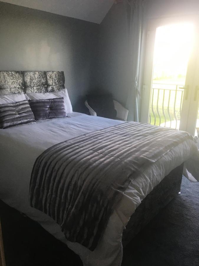 Country House And Spa Coleraine Exterior foto